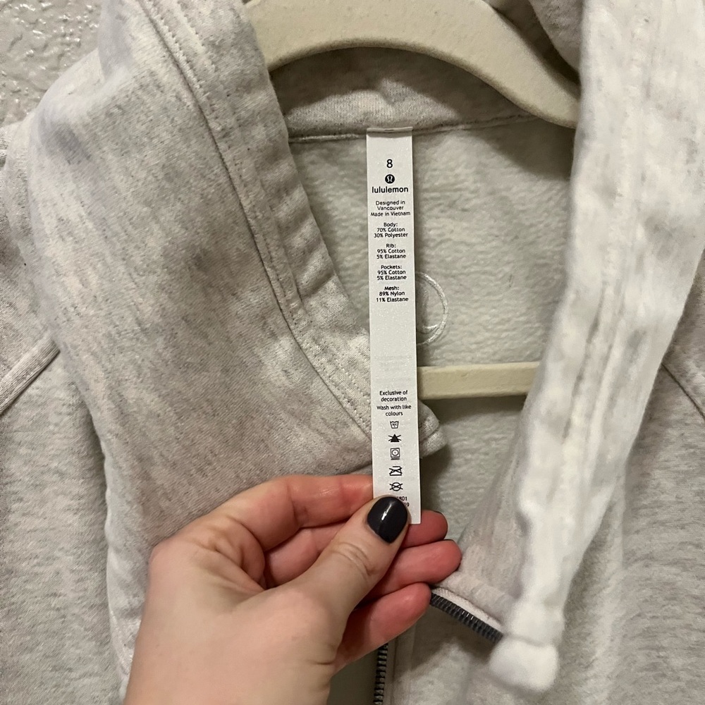 Lululemon Jacket - Picture 4 of 4